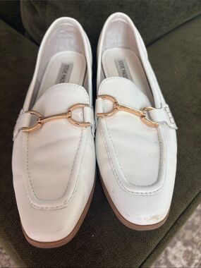 Steve Madden White Leather Loafers with Gold Horsebit Detail
